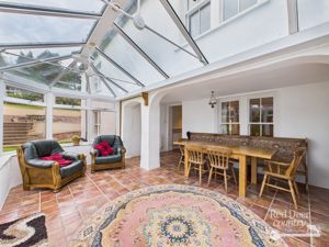 Garden Room- click for photo gallery